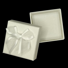 Cutie cadou inel cercei alba funda organza 5x5x3,5cm